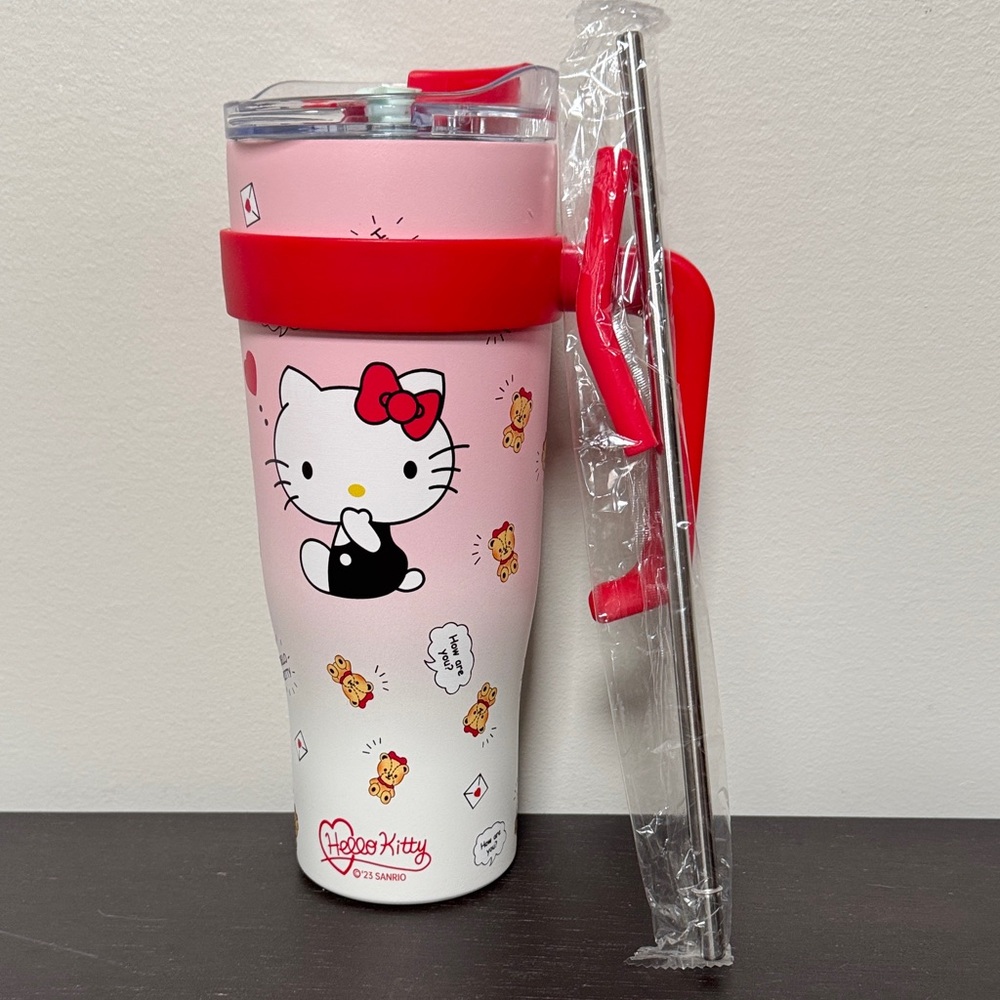 Sanrio Hello Kitty 40oz tumbler